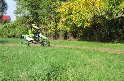 Simon Schmid freut sich über seine neue KX 65