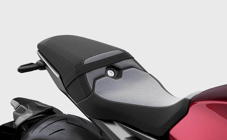 Honda Semmler - Honda CB1000R Modelljahr 2023 Bild 11: Honda Semmler - Honda CB1000R Modelljahr 2023