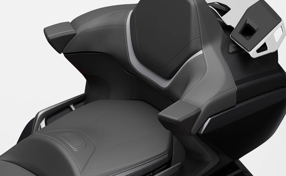 Honda Semmler - Honda Gold Wing Tour Modell 2023 Bild 16: Honda Semmler - Honda Gold Wing Tour Modell 2023