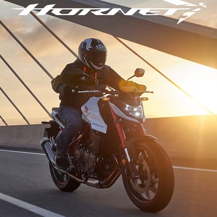 Honda Hornet CB750 
Honda News 2023:
Honda Hornet CB750
    - Klassenführendes Leistungsgewicht garantiert Fahrspaß
    - Brandneuer 755 cm3  ... Weiter >>