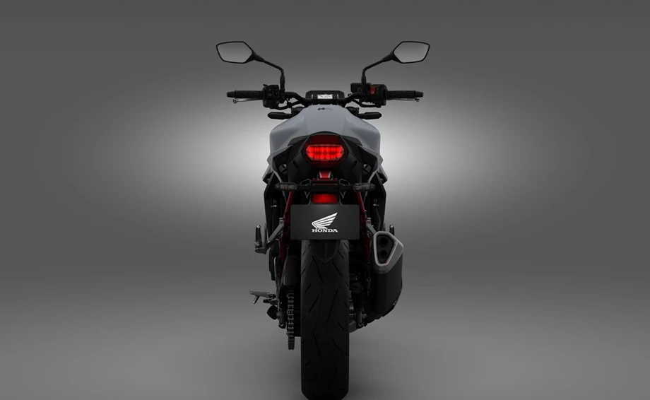 Honda Semmler - Honda Hornet CB750 Bild 17: Honda Semmler - Honda Hornet CB750