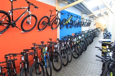 Erweiterung unserer Verkaufsfläche Bild 2: Erweiterung unserer Verkaufsfläche