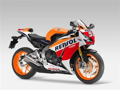 Honda Semmler - Fireblade SP eingetroffen Bild 1: Honda Semmler - Fireblade SP eingetroffen