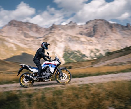 Neue Honda Transalp XL750, EM1 e: Elektrofahrzeug und CL 500 - Update Forza 125/350 Neue Honda Transalp XL750, EM1 e: Elektrofahrzeug und CL 500 - Update Forza 125/350