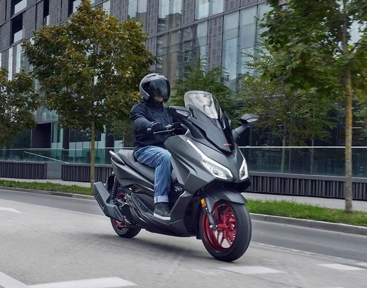 Honda Semmler - Honda Forza 125 2023 Bild 10: Honda Semmler - Honda Forza 125 2023