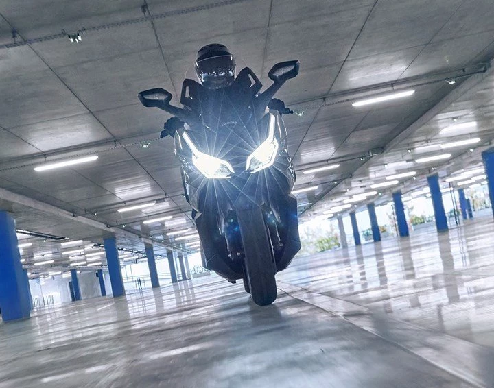 Honda Semmler - Honda Forza 125 2023 Bild 18: Honda Semmler - Honda Forza 125 2023