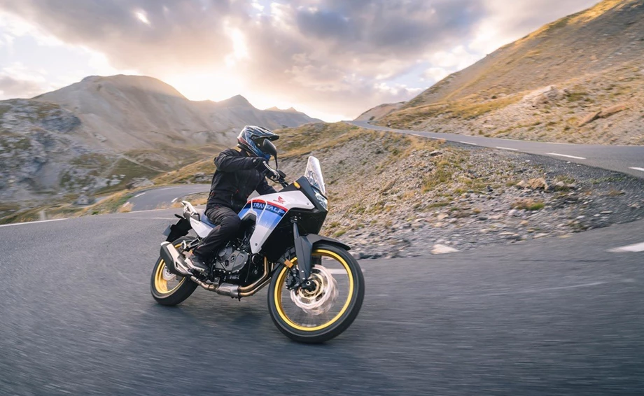 Honda Semmler - Neuheit Honda XL750 Transalp  Bild 11: Honda Semmler - Neuheit Honda XL750 Transalp