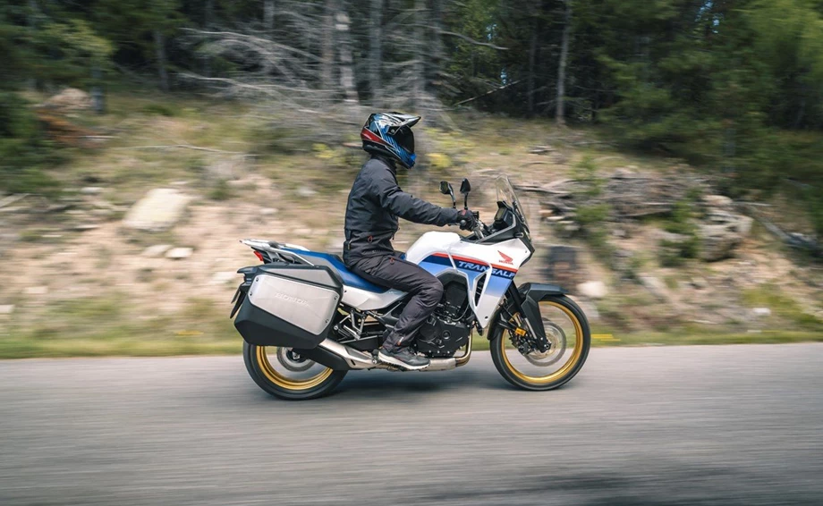 Honda Semmler - Neuheit Honda XL750 Transalp  Bild 13: Honda Semmler - Neuheit Honda XL750 Transalp