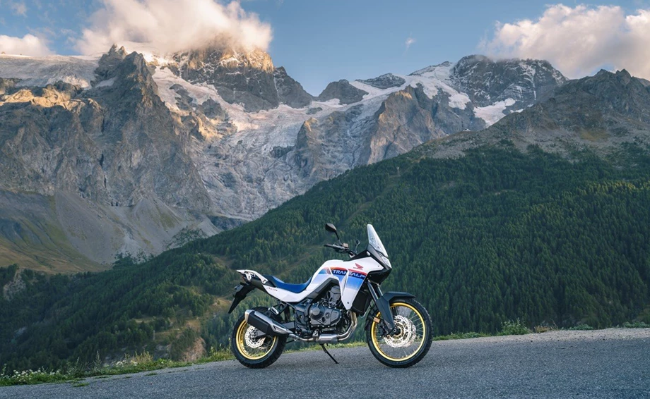 Honda Semmler - Neuheit Honda XL750 Transalp  Bild 14: Honda Semmler - Neuheit Honda XL750 Transalp