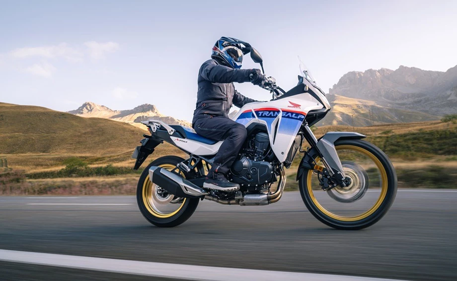 Honda Semmler - Neuheit Honda XL750 Transalp  Bild 21: Honda Semmler - Neuheit Honda XL750 Transalp