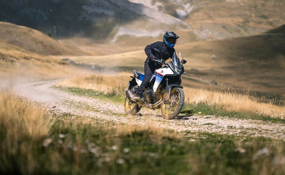 Honda Semmler - Neuheit Honda XL750 Transalp  Bild 23: Honda Semmler - Neuheit Honda XL750 Transalp