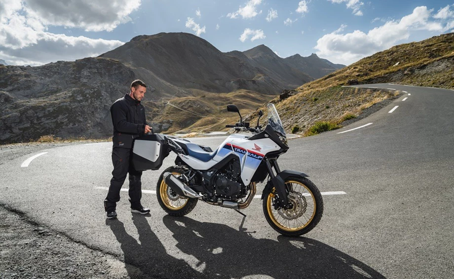 Honda Semmler - Neuheit Honda XL750 Transalp  Bild 8: Honda Semmler - Neuheit Honda XL750 Transalp