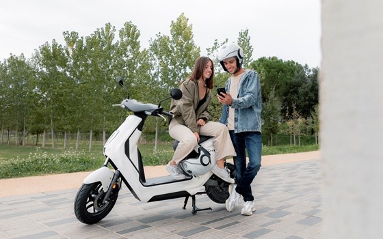Honda Semmler - Neuheit E-Roller EM1 e 2023 - Bild 13