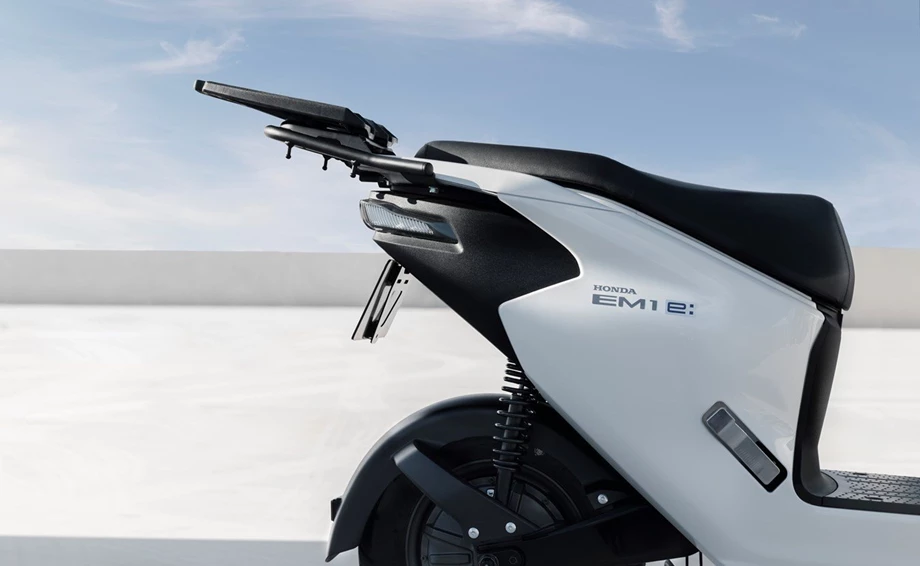 Honda Semmler - Neuheit E-Roller EM1 e 2023 Bild 18: Honda Semmler - Neuheit E-Roller EM1 e 2023