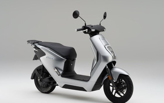 Honda Semmler - Neuheit E-Roller EM1 e 2023 - Bild 2