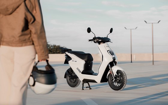 Honda Semmler - Neuheit E-Roller EM1 e 2023 - Bild 26