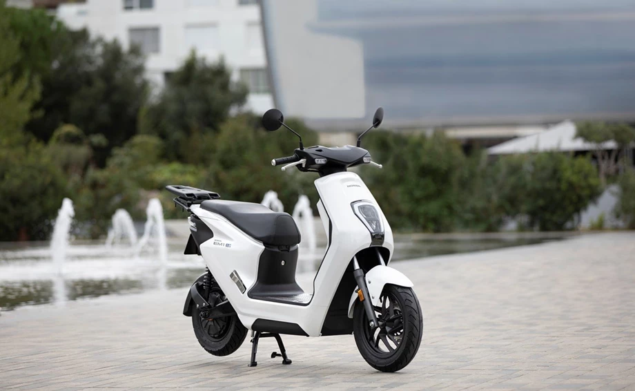 Honda Semmler - Neuheit E-Roller EM1 e 2023 Bild 9: Honda Semmler - Neuheit E-Roller EM1 e 2023