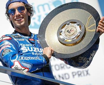 Die lang ersehnt Rückkehr nach Phillip Island, Australien, brachte Alex Rins vom Suzuki ECSTAR Team Glück: Er gewann den Grand ... Weiter >>