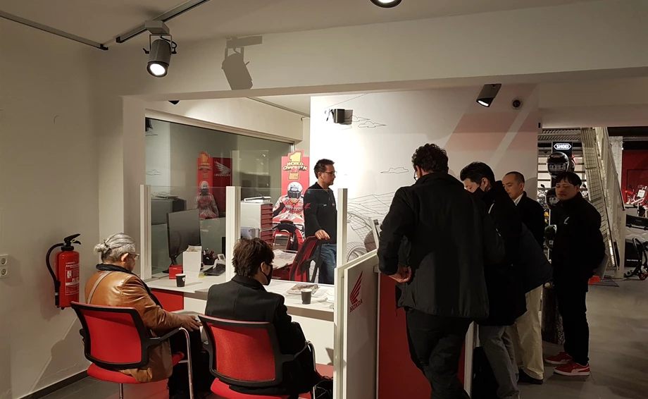 Honda Semmler - hoher Honda Besuch !  Bild 4: Honda Semmler - hoher Honda Besuch !