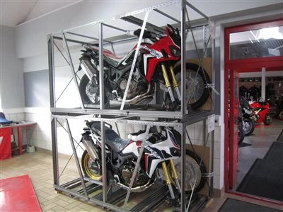 Die ersten Africa Twin sind ausgeliefert ! Bild 10: Die ersten Africa Twin sind ausgeliefert !