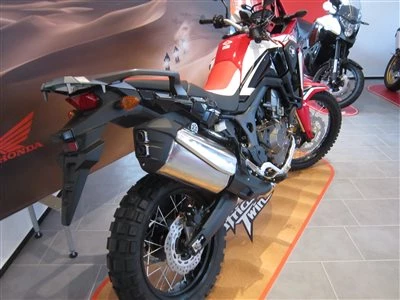 Die ersten Africa Twin sind ausgeliefert ! Bild 7: Die ersten Africa Twin sind ausgeliefert !