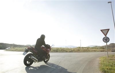 CBF 1000F ABS um € 10.990,- @ STAHL BIKERS ONLY - Bild 3