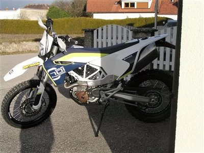 Husqvarna 701 Enduro Bild 2: Husqvarna 701 Enduro