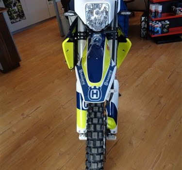 HUSQVARNA 701 ENDURO CUSTOMIZING ;) - Bild 4 HUSQVARNA 701 ENDURO CUSTOMIZING ;) - Bild 4