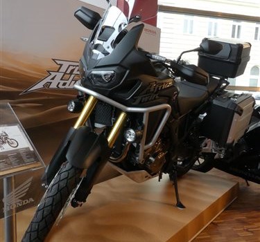 Africa Twin Lagernd @ Stahl Bikers Only - Bild 10 Africa Twin Lagernd @ Stahl Bikers Only - Bild 10