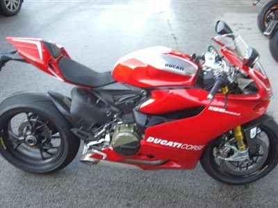 SAVE the DATE b. DUCATISALZBURG  - Bild 5 SAVE the DATE b. DUCATISALZBURG  - Bild 5