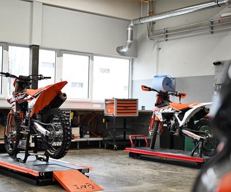... unsere neue Werkstatt... ... unsere neue Werkstatt...