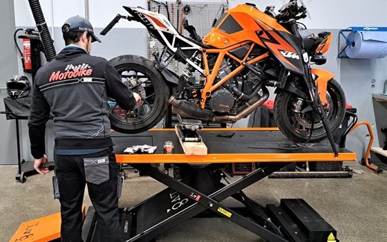 Wir verstärken unser Team... - Bild 1