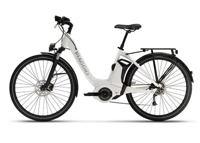 Piaggio WI-Bike Comfort jetzt eingetroffen Bild 3: Piaggio WI-Bike Comfort jetzt eingetroffen
