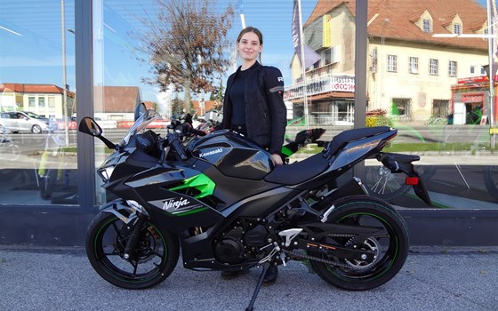 Vater und Tochter mit Motorsportgenen!!! - Bild 2 Vater und Tochter mit Motorsportgenen!!! - Bild 2