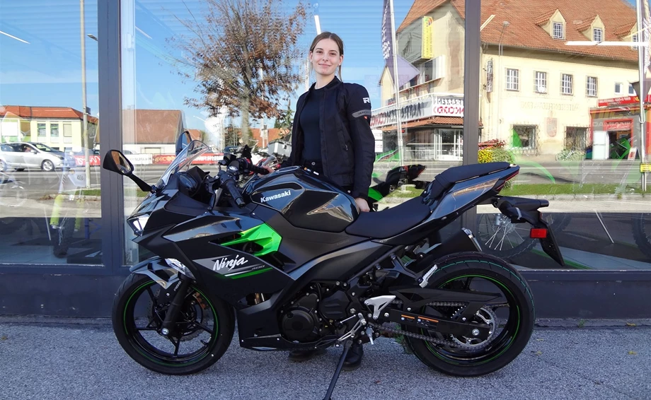 Vater und Tochter mit Motorsportgenen!!! Bild 2: Vater und Tochter mit Motorsportgenen!!!