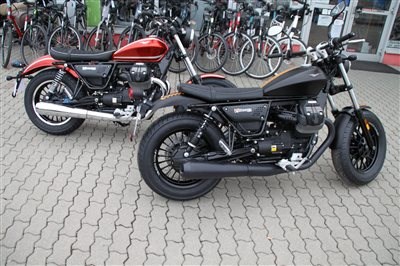 Neu eingetroffen Moto Guzzi V9 Bobber und Roamer