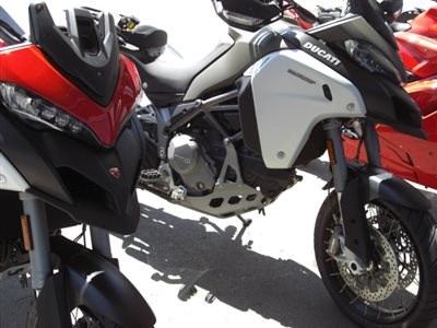 DUCATI Enduro eingetroffen! DUCATI Enduro eingetroffen!