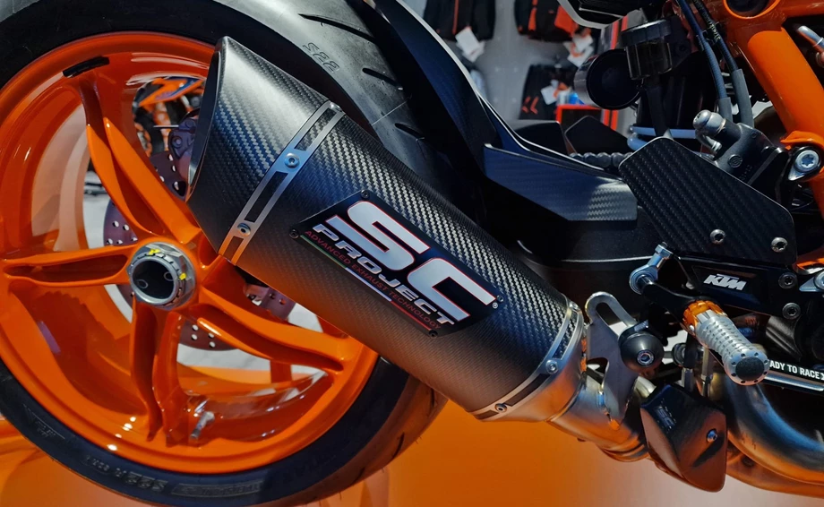 KTM 1290 SUPER DUKE R EVO Carbon Edition Bild 9: KTM 1290 SUPER DUKE R EVO Carbon Edition