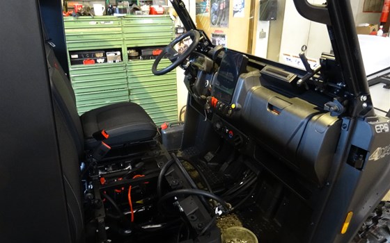 Segway Fugleman UT10 X LOF 92,5PS - Umbau auf Vollkabine mit Heizung & Scheibenwischer !!! - Bild 4