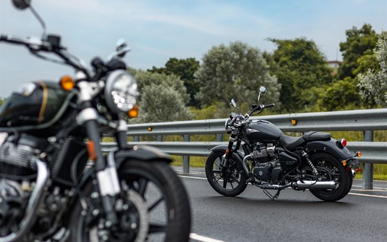 Royal Enfield Super Meteor 650  - Bild 5