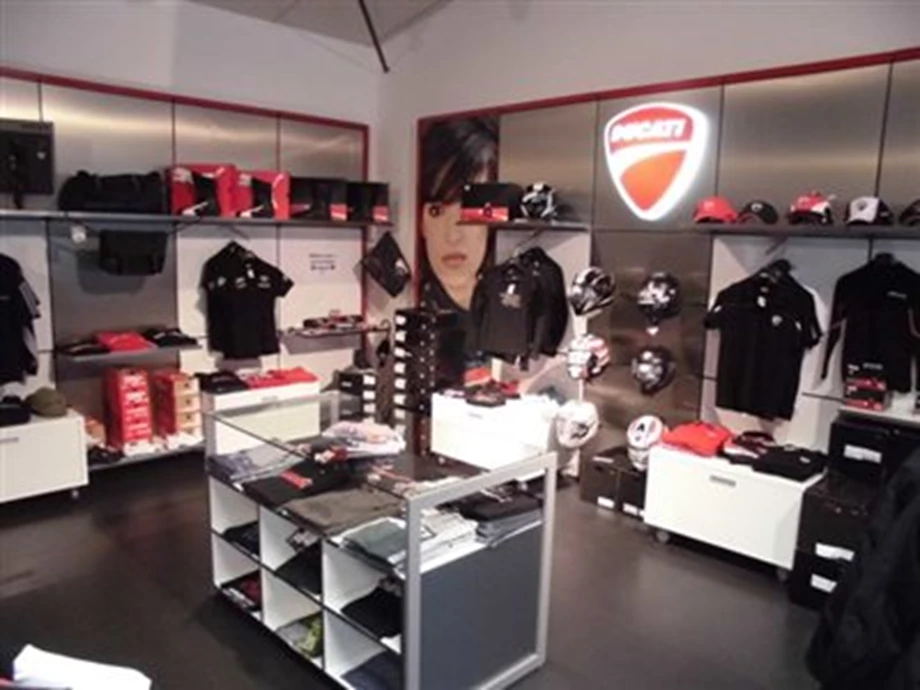 DUCATI JUBILÄUMSANGEBOT - 90 JAHRE DUCATI Bild 8: DUCATI JUBILÄUMSANGEBOT - 90 JAHRE DUCATI