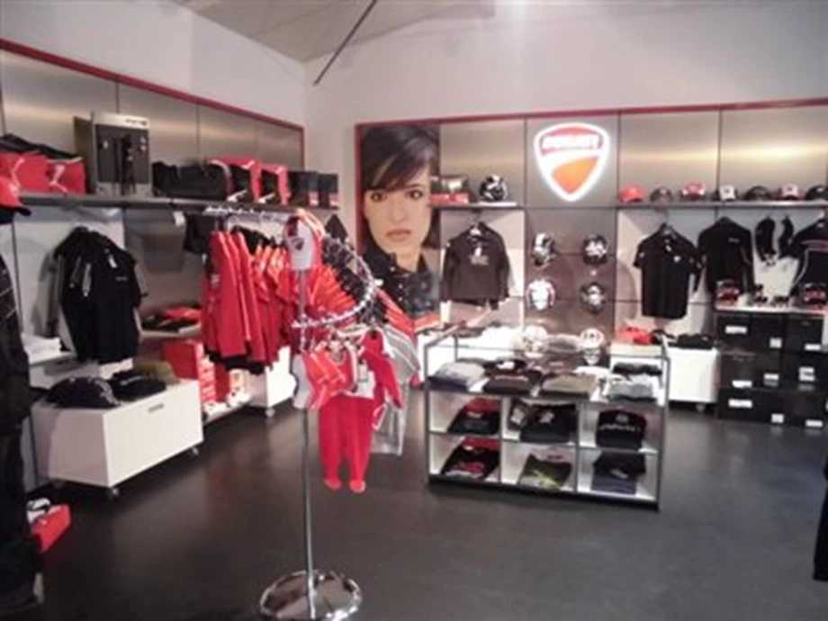 DUCATI JUBILÄUMSANGEBOT - 90 JAHRE DUCATI Bild 9: DUCATI JUBILÄUMSANGEBOT - 90 JAHRE DUCATI