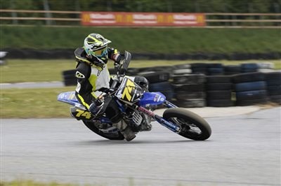 dreimal Podest für Bernhard Hitzenberger beim Auftakt zur Supermoto Staatsmeisterschaft dreimal Podest für Bernhard Hitzenberger beim Auftakt zur Supermoto Staatsmeisterschaft