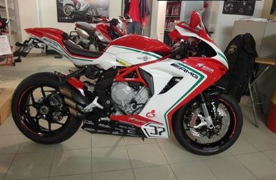 MV Agusta wird im Juli noch ein paar wunderschöne F3 800 RC produzieren!
