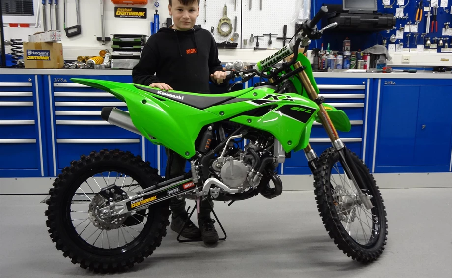 Ein neues Bike für einen jungen MX-Athleten Bild 1: Ein neues Bike für einen jungen MX-Athleten