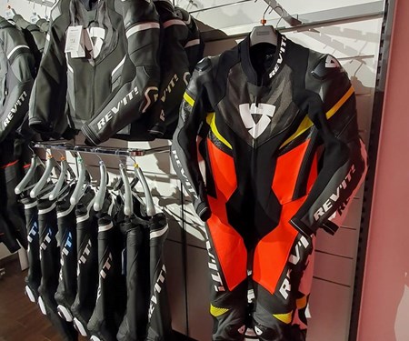 Honda Semmler - neuer Revit Lederkombi