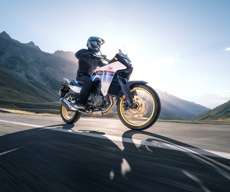 Honda gibt die Preise für die neue XL750 Transalp bekannt Honda gibt die Preise für die neue XL750 Transalp bekannt