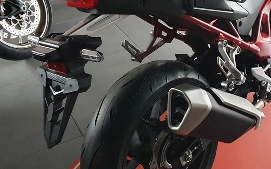 Honda Semmler - Infos zur Honda Hornet vor Ort - Bild 2