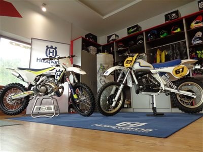 >>>HUSQVARNA 2Stroke 250cm³ --> 1983 vs. 2017<<< - Bild 2