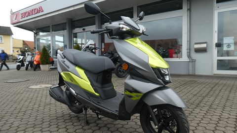 Der neue Suzuki Avenis 125